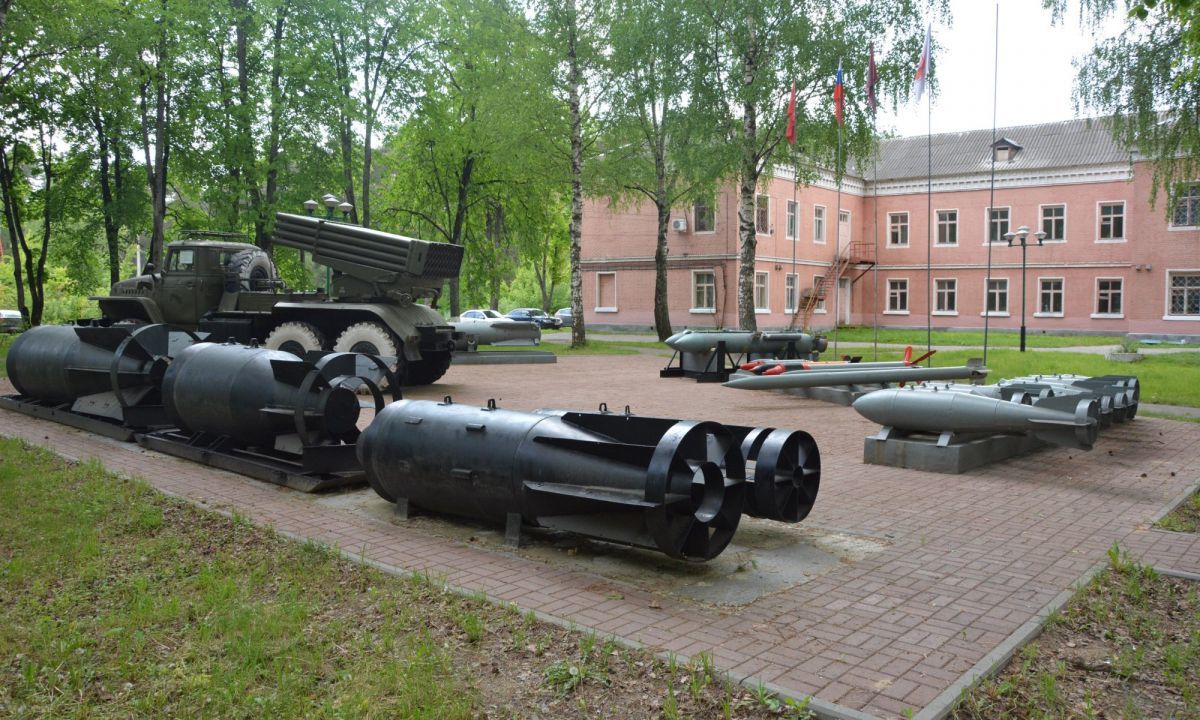 ВСУ ударили ракетами Storm Shadow по химзаводу в Брянской области - Мадяр объяснил важность удара