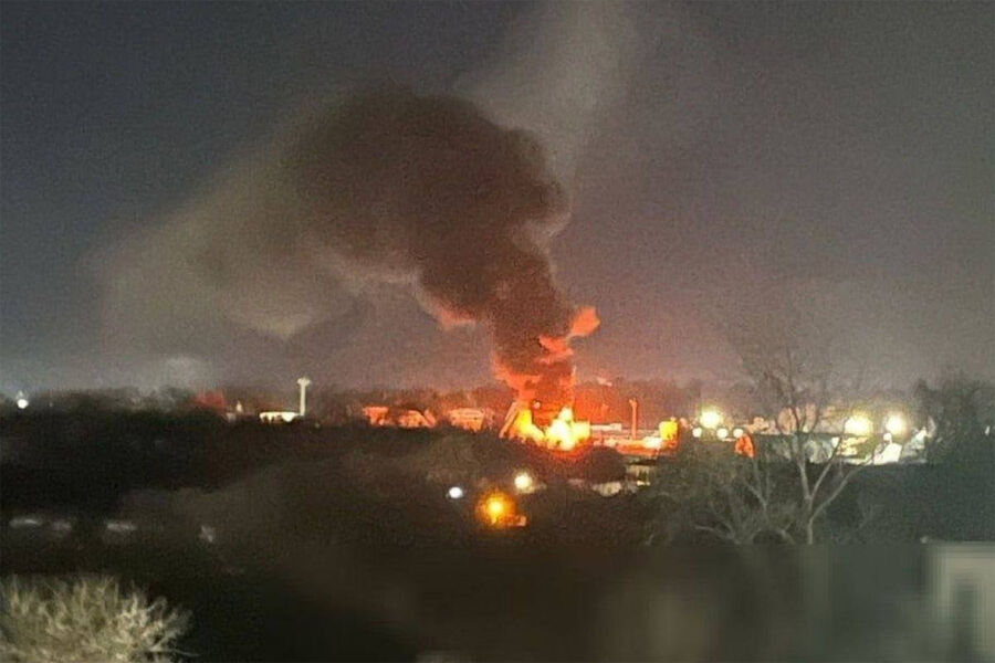 В российском Орле прогремели взрывы: ракеты попали в районе ТЭЦ.