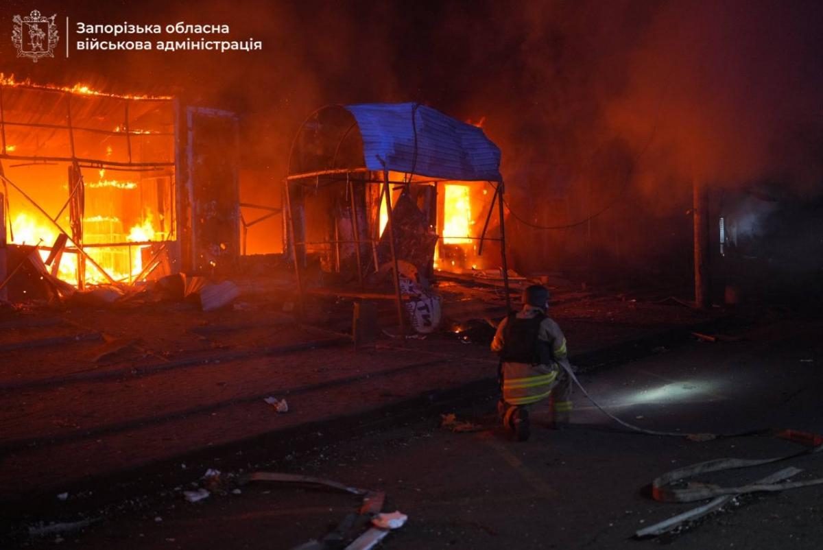 Россияне ударили по Запорожью КАБами, есть жертвы, - ОВА