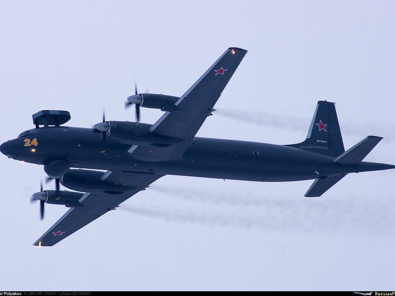 СБУ поразила самолет-разведчик Ил-38Н перед подрывом подлодки РФ в Новороссийске. Видео