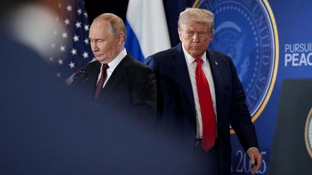 "Бумажный тигр": Трамп объяснил, почему Путин не боится НАТО