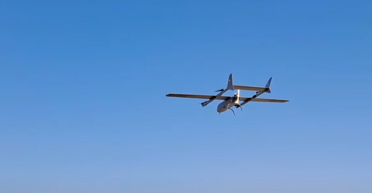 В Воронежской области РФ пожаловались на атаку дронов: вспыхнул пожар в районе химзавода. Видео