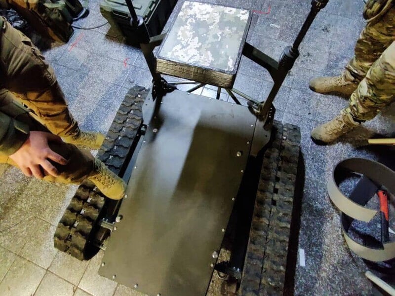 "Кусок железа на тебя "смотрит". Как роботы на фронте выполняют задачи, которые прежде стоили жизни военным