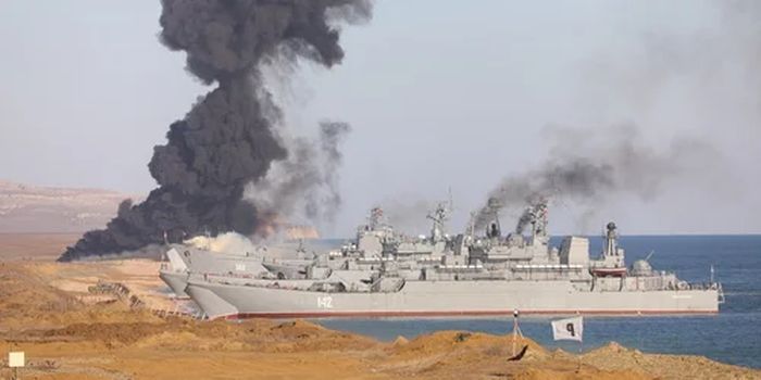 СБУ поразила сразу три корабля россиян в Крыму