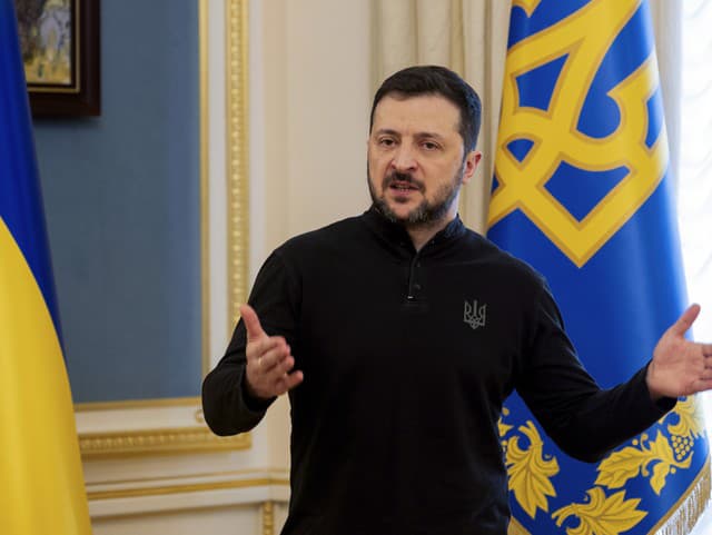 "Через 81 год мы снова вынуждены останавливать зло": Зеленский в День памяти и победы над нацизмом обратился к украинцам