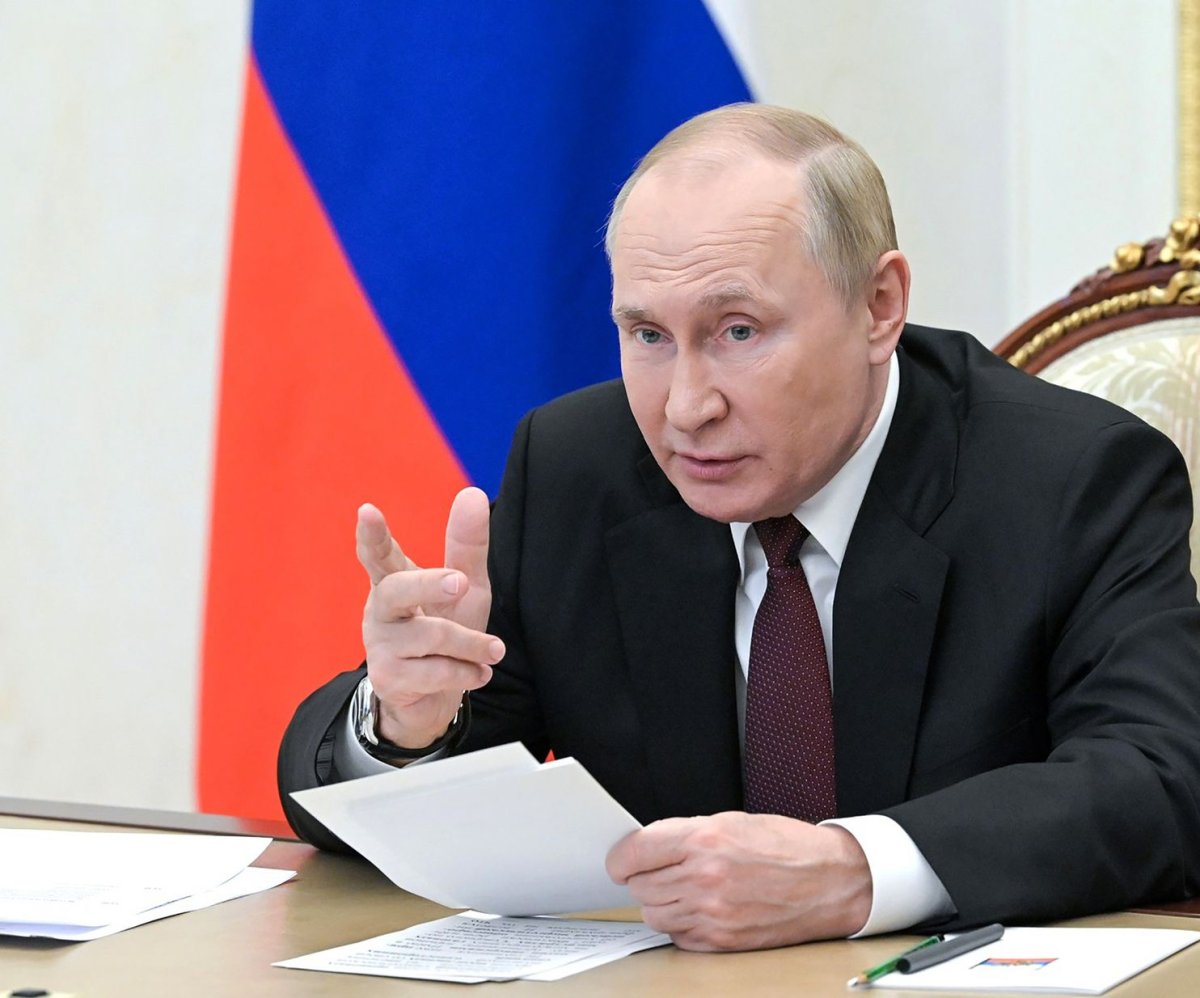 От "шайки наркоманов" до "господин Зеленский": в сети указали на трансформацию Путина на пятый год войны