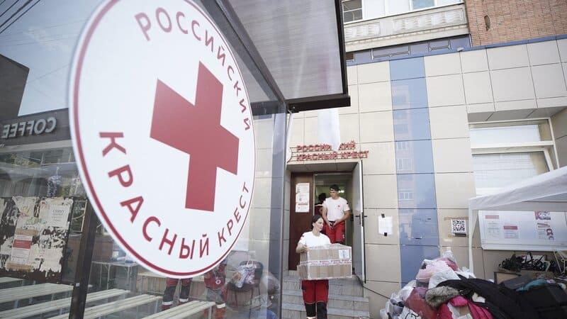 В Крыму разворачивается гуманитарная катастрофа. Красный Крест будет выдавать воду и продукты