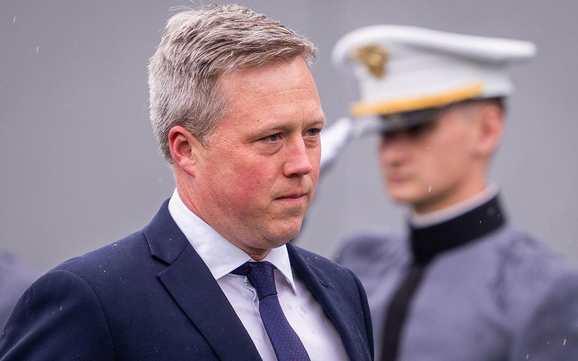 Экс-министр США заявил, что было «унизительно» видеть, как Украина с меньшим бюджетом оказалась лучше вооружена для войны